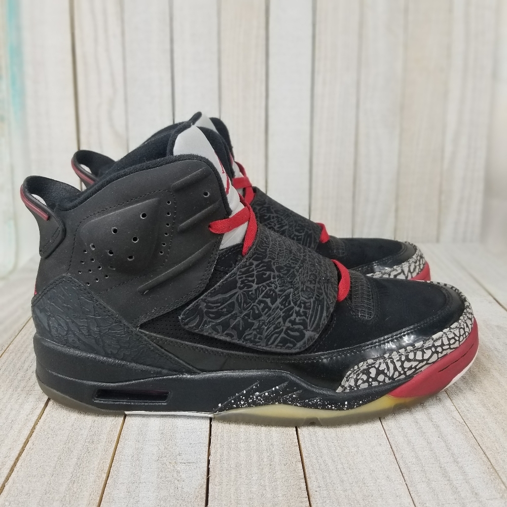Nike Air Jordan Bred Son of Mars Size 9.5